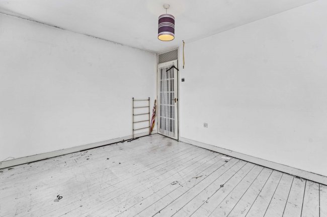 26 Green Lane, Shelfield, Walsall WS4 1RN 9