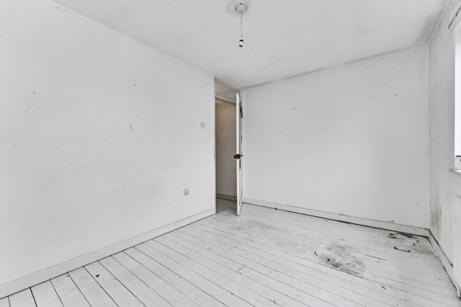 26 Green Lane, Shelfield, Walsall WS4 1RN 9