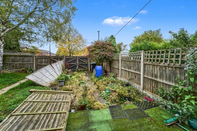 26 Green Lane, Shelfield, Walsall WS4 1RN 9