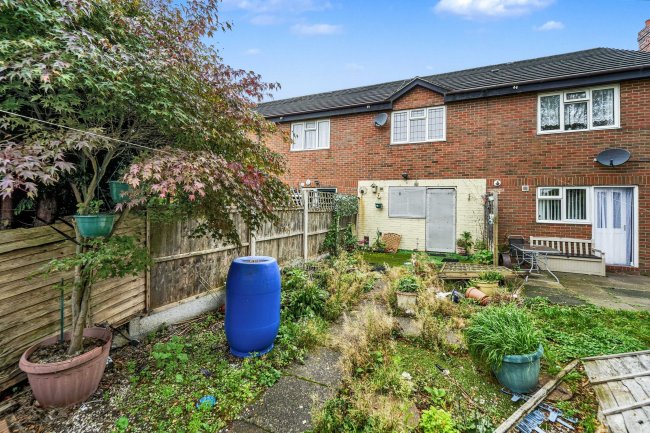 26 Green Lane, Shelfield, Walsall WS4 1RN 9