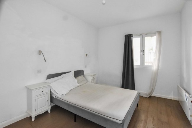 124 Blackwall Lane, Greenwich, London, SE10 0SP 77