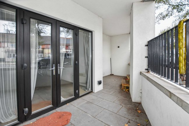 124 Blackwall Lane, Greenwich, London, SE10 0SP 77