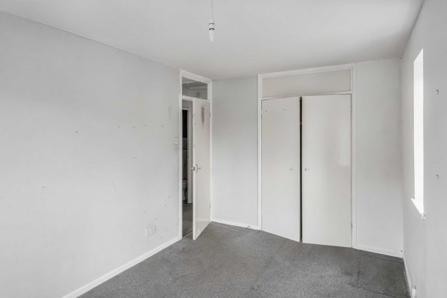 18 Wessex Close, Hungerford, Berkshire, RG17 0NT 10