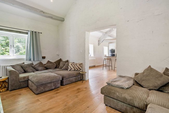 Copp Cross, Kirkby-In-Furness LA17 7XZ 8