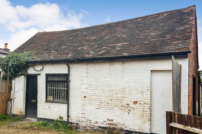 The Bakehouse, Station Road, Shalford, Surrey GU4 8HD 2