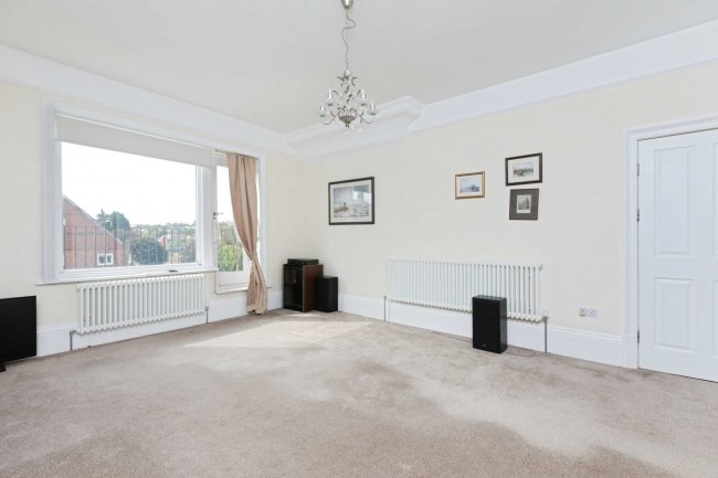 Flat 3, 1 Belvedere Road, Scarborough, YO11 2UU 56