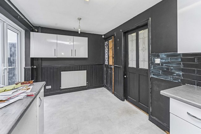 15 Himley Street, Dudley, West Midlands, DY1 2BD 9