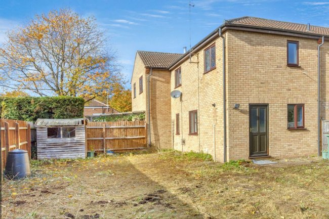 7 Foston Gate, Wigston Harcourt, Leicester, LE18 3SS 8