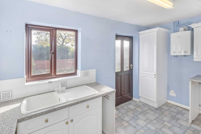 7 Foston Gate, Wigston Harcourt, Leicester, LE18 3SS 8