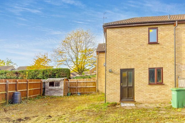 7 Foston Gate, Wigston Harcourt, Leicester, LE18 3SS 8