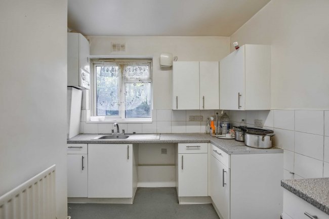 Flat A and Flat B, 30 Grange Walk, Bermondsey, London, SE1 3DT 8