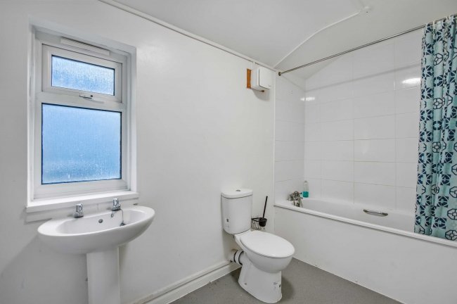 Flat A and Flat B, 30 Grange Walk, Bermondsey, London, SE1 3DT 8