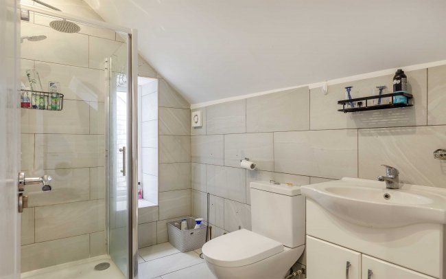 37-41 Bank Street, Newquay, Cornwall, TR7 1DJ 2