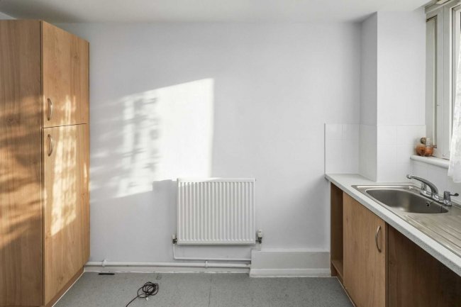 64 Barnes Wallis Court, Barnhill Road, Wembley HA9 9DW 5