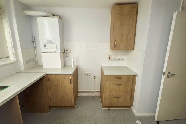 64 Barnes Wallis Court, Barnhill Road, Wembley HA9 9DW 5