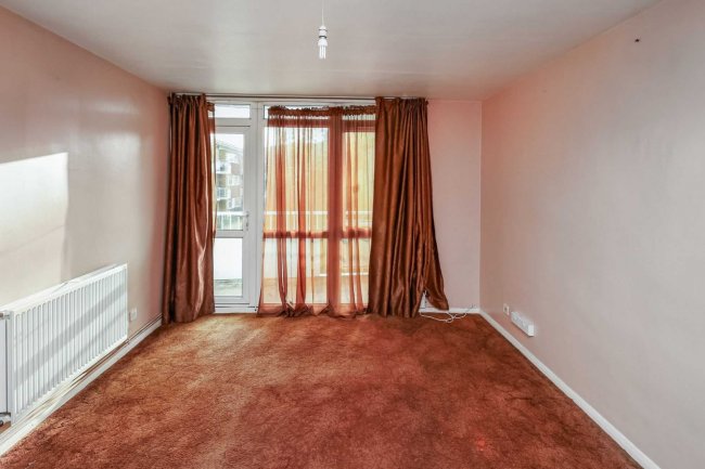 64 Barnes Wallis Court, Barnhill Road, Wembley HA9 9DW 5