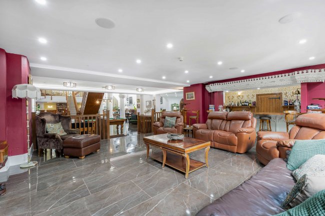 Trinity House, Torwood Gardens Road, Torquay, Devon, TQ1 1EJ 3