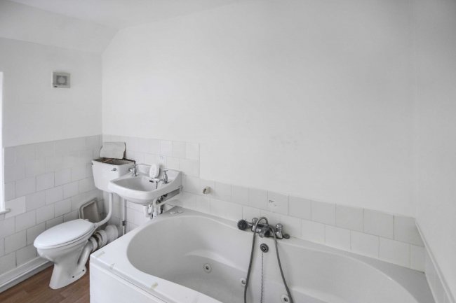 92 Ninfield Road, Bexhill On Sea, TN39 5BB 5