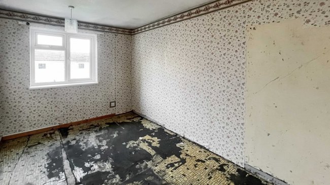 93 Mallard Walk, Sidcup, DA14 6SG 3