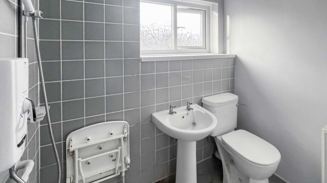 93 Mallard Walk, Sidcup, DA14 6SG 3