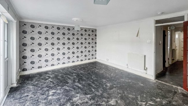 93 Mallard Walk, Sidcup, DA14 6SG 3