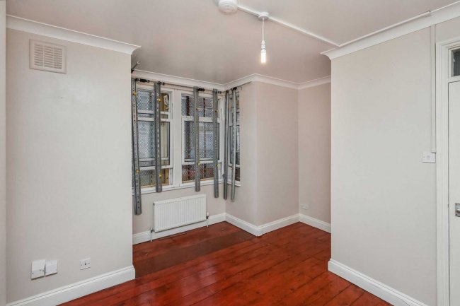 Ground Floor Flat, 37 St Stephen's Road, Bow, London E6 1AN 9