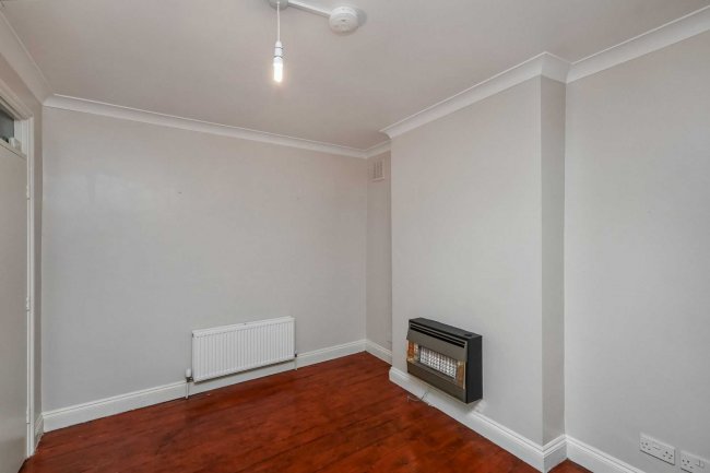 Ground Floor Flat, 37 St Stephen's Road, Bow, London E6 1AN 9