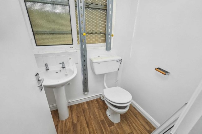 Ground Floor Flat, 37 St Stephen's Road, Bow, London E6 1AN 9