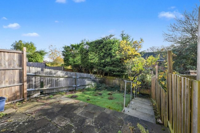 70 Madells, Epping, Essex CM16 4NN 4