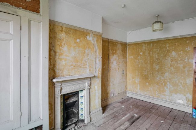 7 Stubbington Avenue, Portsmouth, PO2 0HS 2