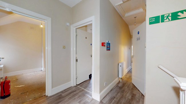 4 & 6 Rosswood Gardens, Wallington SM6 8QZ 5