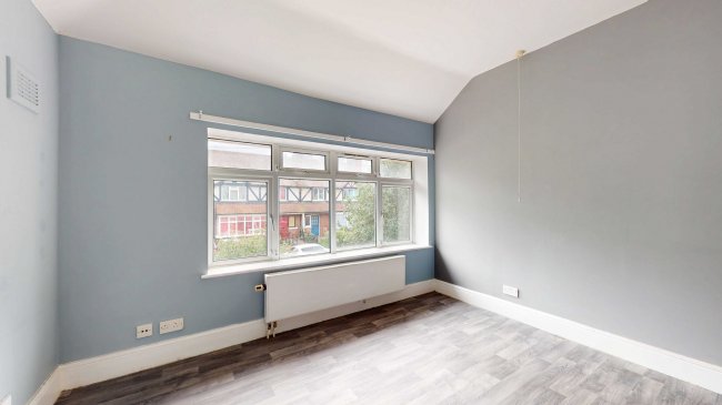 4 & 6 Rosswood Gardens, Wallington SM6 8QZ 5