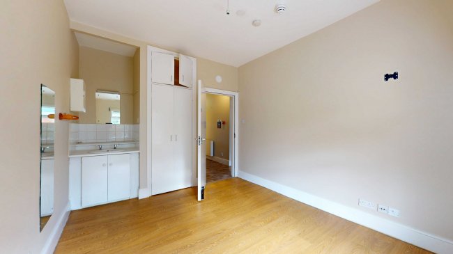 4 & 6 Rosswood Gardens, Wallington SM6 8QZ 5