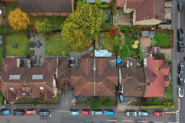 4 & 6 Rosswood Gardens, Wallington SM6 8QZ 5