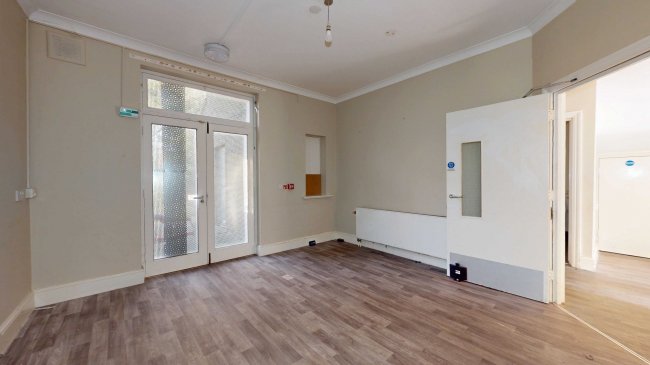 4 & 6 Rosswood Gardens, Wallington SM6 8QZ 5