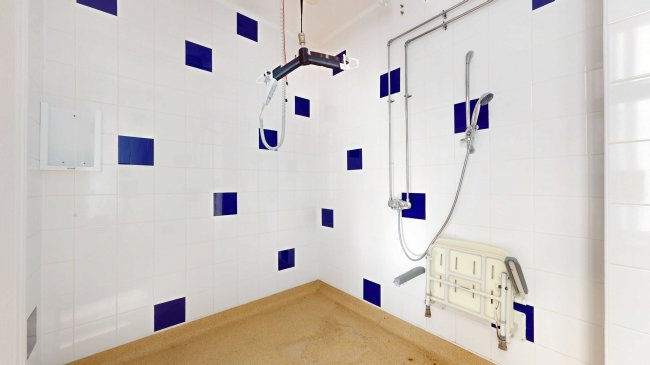 4 & 6 Rosswood Gardens, Wallington SM6 8QZ 5