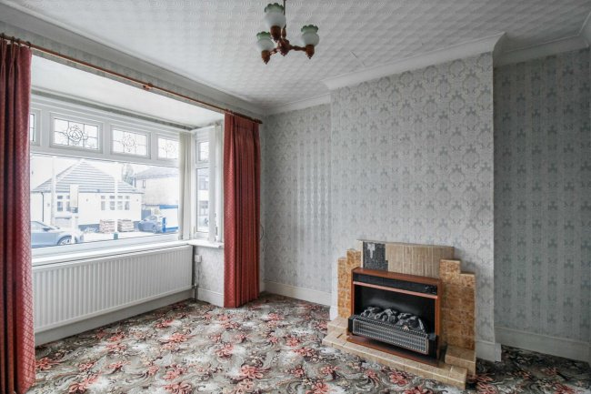 24 Gordon Avenue, Hornchurch, Essex, RM12 5EA 9