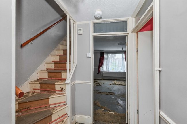 6A Holme Close, Cheshunt, Waltham Cross EN8 8ST 5