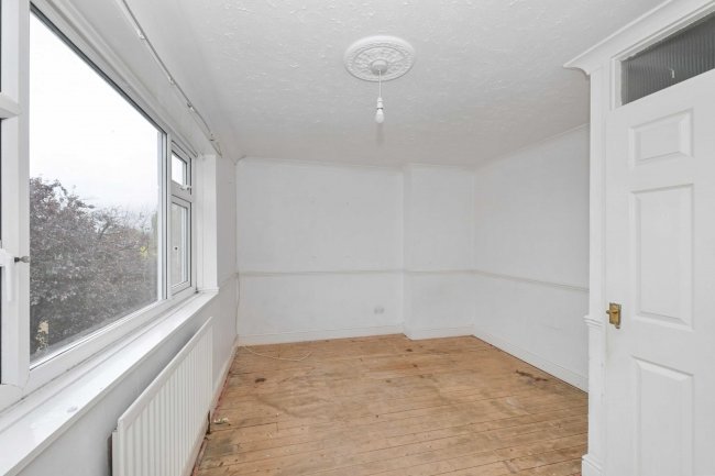 6A Holme Close, Cheshunt, Waltham Cross EN8 8ST 5