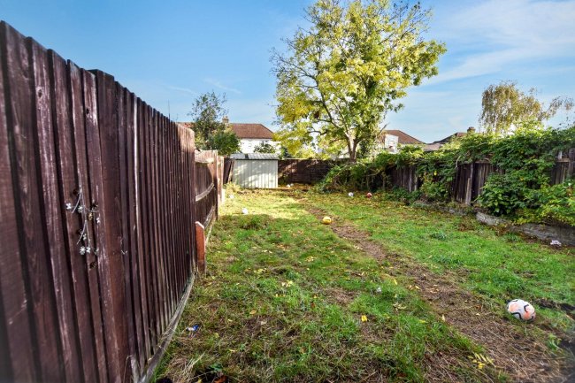 15 Coote Road, Bexleyheath, DA7 4PR 7