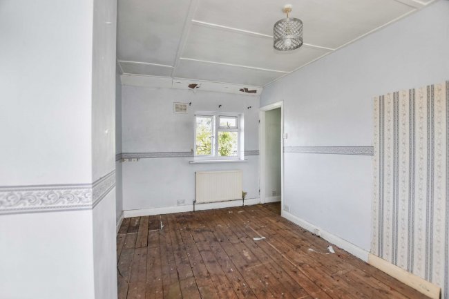 15 Coote Road, Bexleyheath, DA7 4PR 7