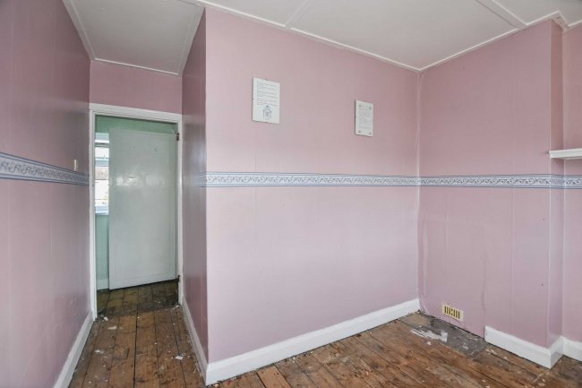 15 Coote Road, Bexleyheath, DA7 4PR 7