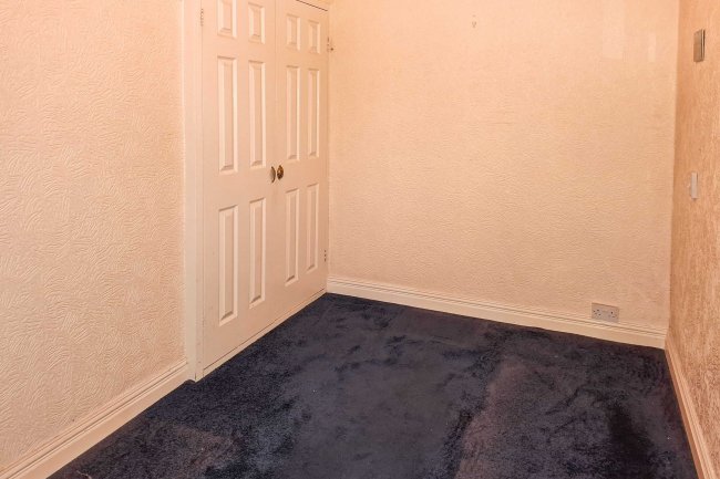 43 Gladstone Street, Brotton, Saltburn-by-the-Sea TS12 2TU 2