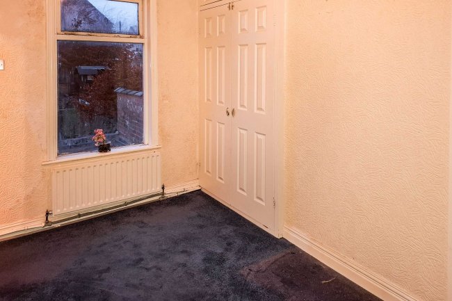 43 Gladstone Street, Brotton, Saltburn-by-the-Sea TS12 2TU 2