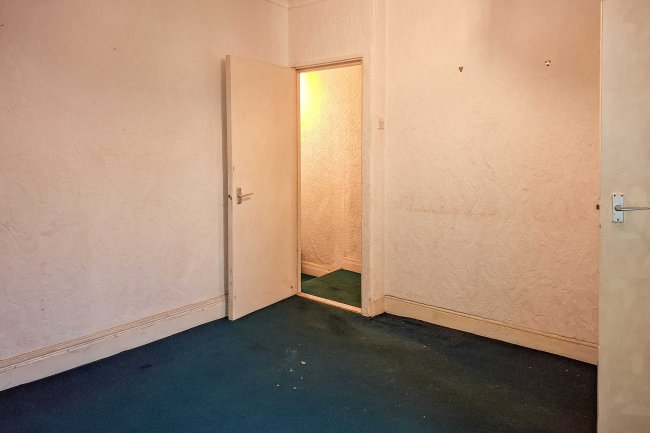 43 Gladstone Street, Brotton, Saltburn-by-the-Sea TS12 2TU 2