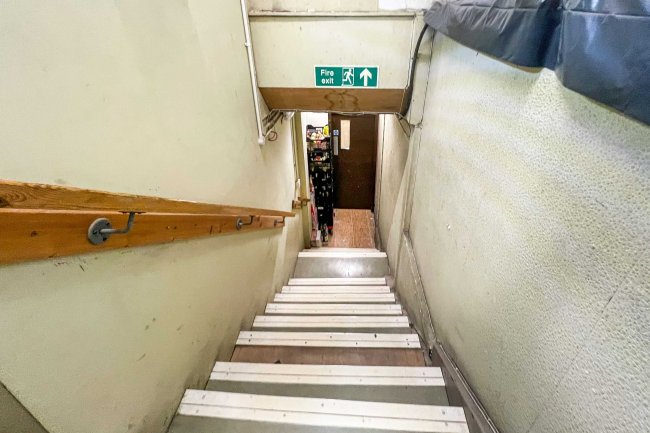 33 Newgate Street, Bishop Auckland, DL14 7EW 5