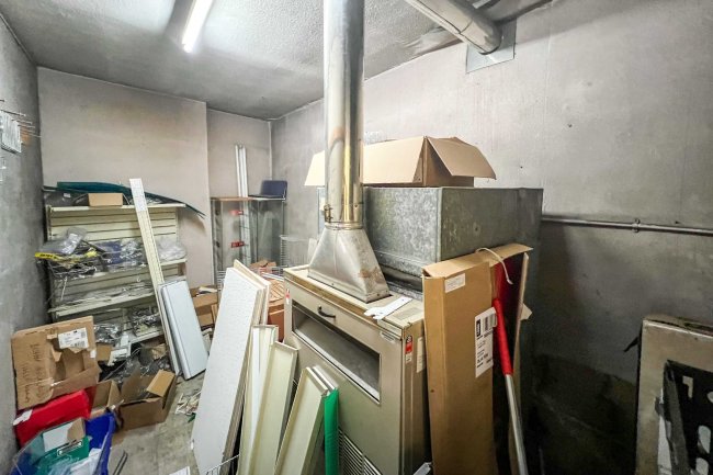 33 Newgate Street, Bishop Auckland, DL14 7EW 5