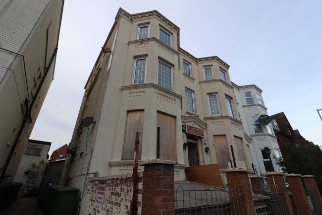 32 Wellesley Road, Great Yarmouth NR30 1EU 7