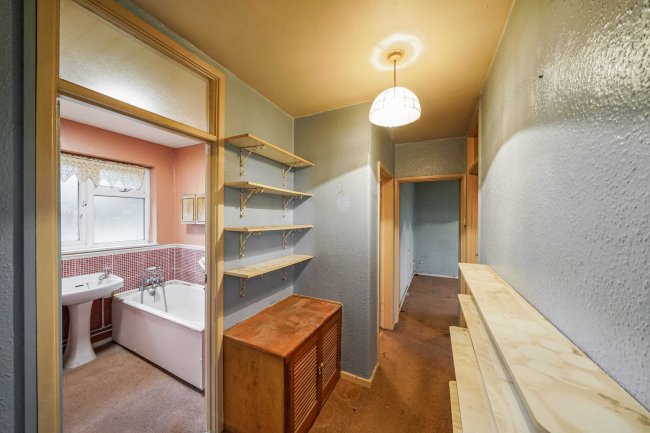 10 Hudson Rd, Hayes, Middlesex, UB3 5EL 7