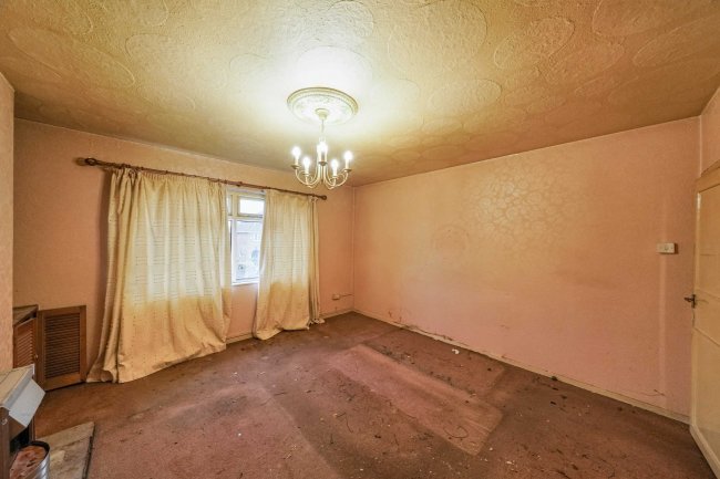 10 Hudson Rd, Hayes, Middlesex, UB3 5EL 7